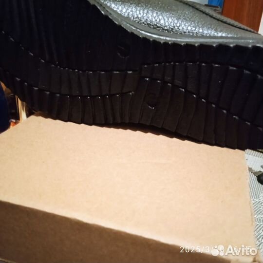 Полуботинки женские 39 размер