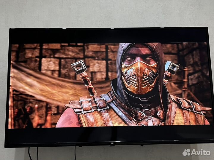 Xbox One S + 2 геймпада + 470 игр