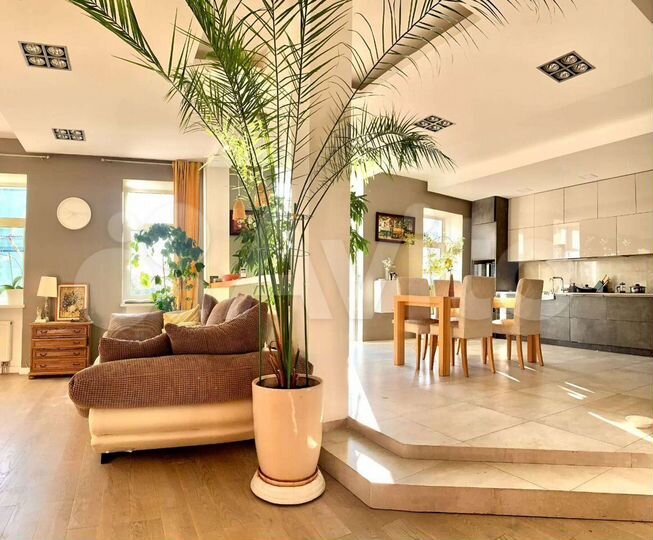 4-к. квартира, 141 м², 3/4 эт.