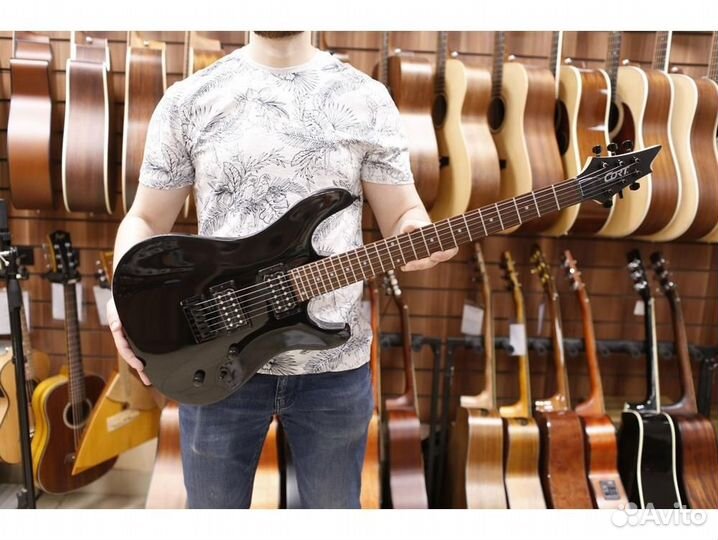 Cort KX100-BKM Электрогитара, черный металлик