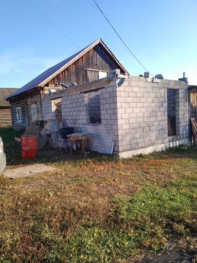 Дом 34 м² на участке 8 сот.