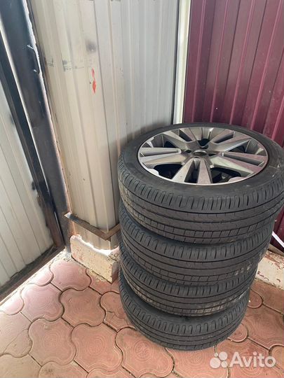 Колёса, резина с дисками.Резина Pirelli