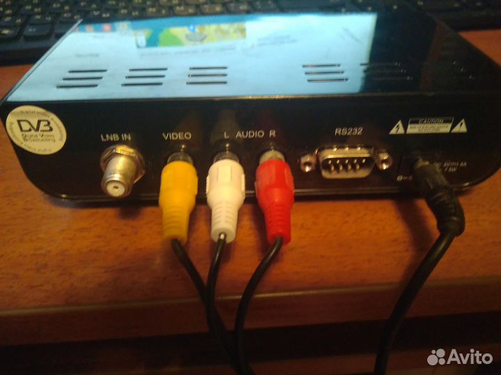 Продаю Б/У спутниковый ресивер HotCake RS-232