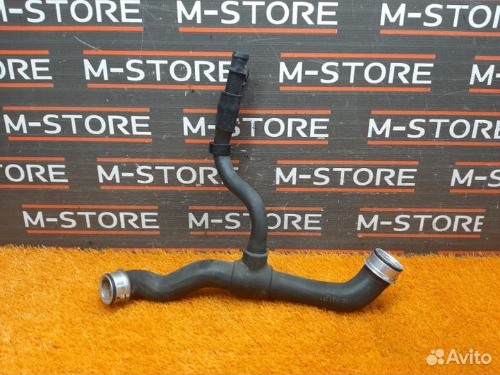 Патрубок радиатора нижний Mercedes-Benz Clk-Class