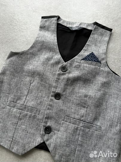 Жилет Primark 110