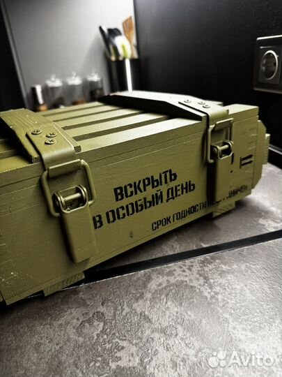 Коробка подарочная деревянная