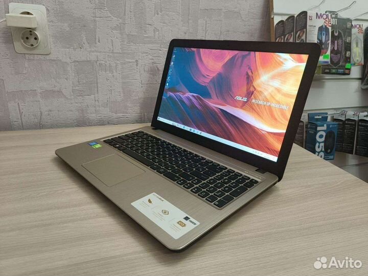 Мощный ноутбук Asus 4ядра/4gb/hdd500/920mx 2gb