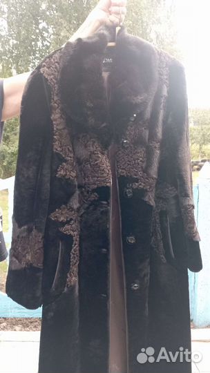 Шуба мутоновая с вставкой норки и каракуля 52 54