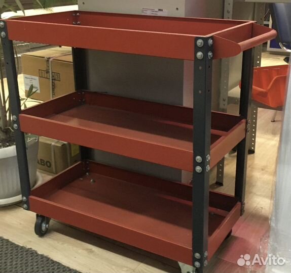Тележка инструментальная с 3 полками