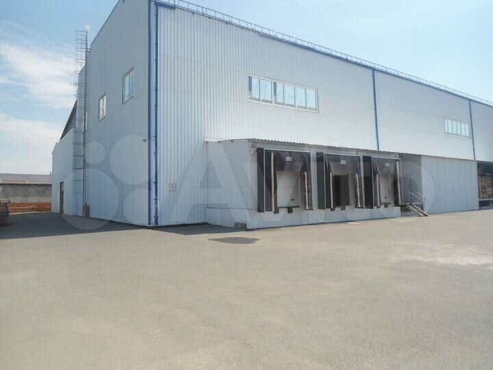 Складской комплекс в городе - 1868 м²