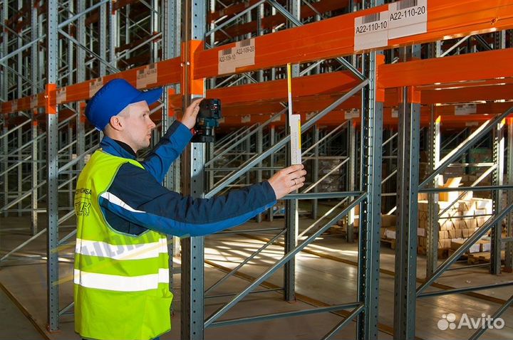 Сборщик стеллажей Вахтой