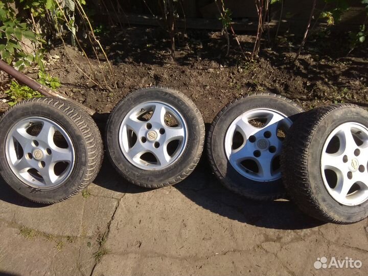 R14 Tunga Camina 185/65, PCD 4x114.3 DIA 64.1
