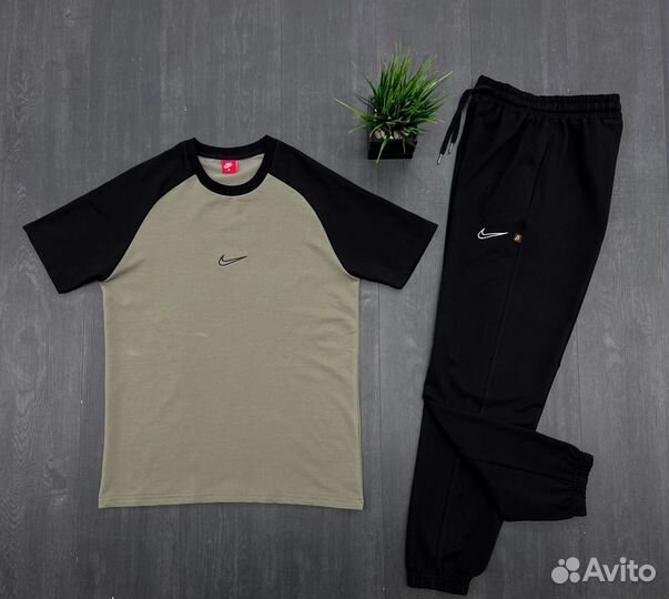 Костюм Nike
