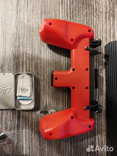 Игровой держатель для телефона Shinecon DJ20-4F