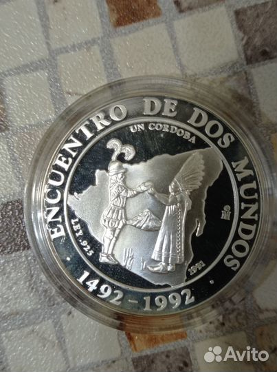 Продам монету