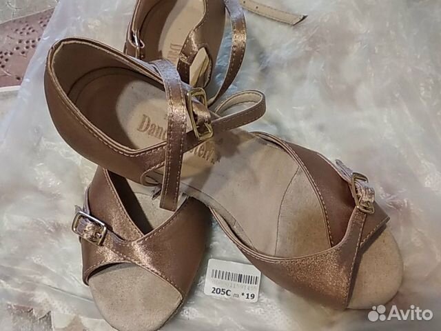 Новые туфли для бальных танцев