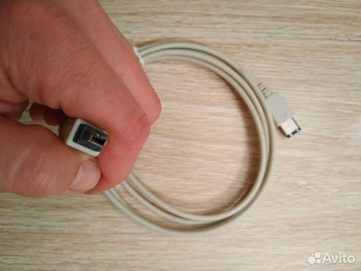 Кабель для компьютера