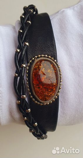 Браслет натур кожи и янтарь калининградский