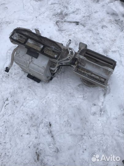 Корпус отопителя Suzuki Grand Vitara