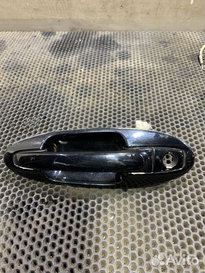 Ручка двери передняя левая Hyundai Sonata EF 4