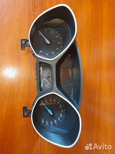 Панель приборов на форд фокус 3