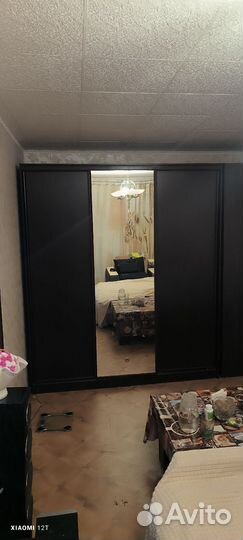 Шкаф купе с зеркалом