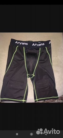 Хоккейные компрессионные шорты с ракушкой