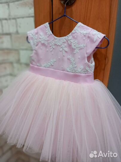 Нарядное платье