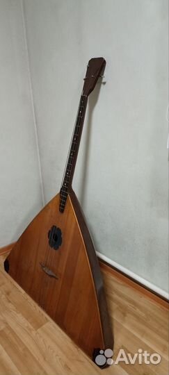 Балалайка контрабас