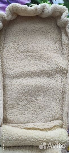 Зимний конверт в коляску на овчине