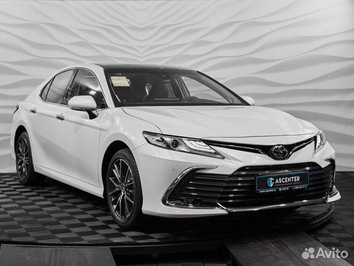 Toyota Camry 2.5 AT, 2023