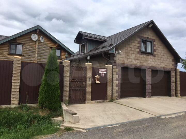 Коттедж 200 м² на участке 30 сот.