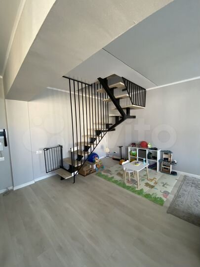 3-к. квартира, 107 м², 9/9 эт.