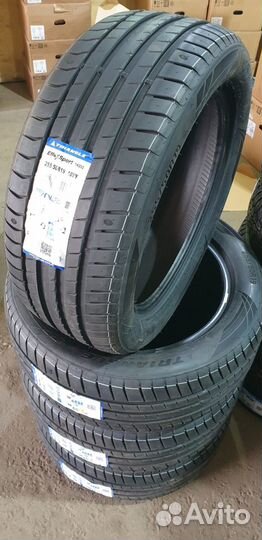 Triangle EffeXSport TH202 235/45 R18 98Y