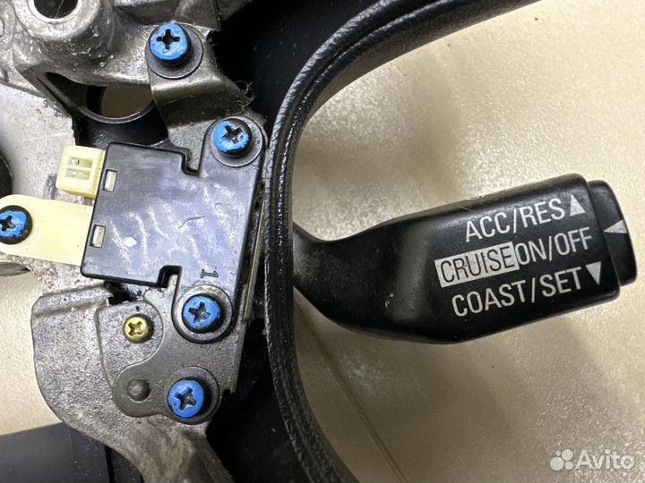 Руль с подушкой безопасности Mitsubishi Pajero 3