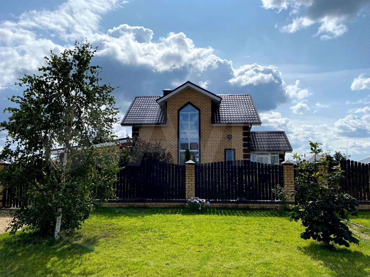 Коттедж 135 м² на участке 10 сот.