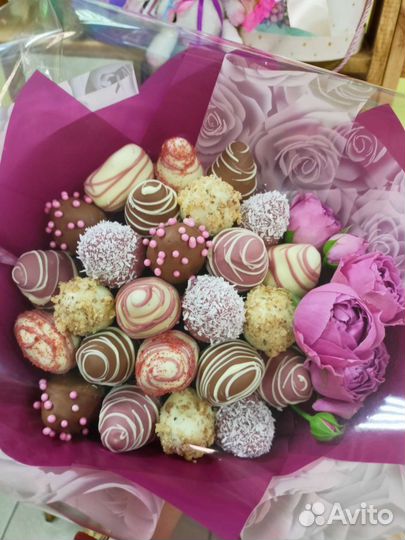 Клубника в шоколаде букеты наборы