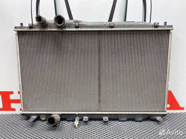 Радиатор охлаждения двигателя Honda Civic FD(4Д)
