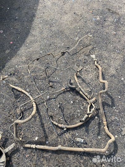 Трубки кондиционера на mitsubishi L200 (96-06)