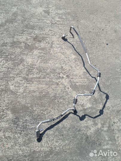 Трубка кондиционера. Шкода Суперб 1.8 fsi