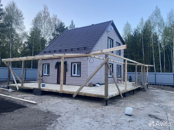 Бригада строителей