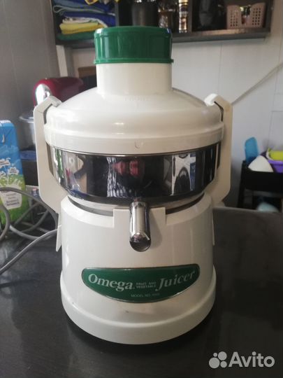 Продам соковыжималку omega juicer 4000