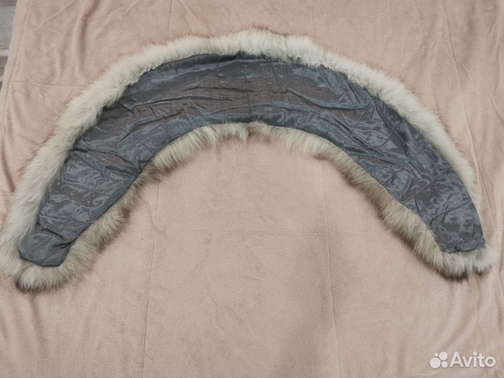 Меховой воротник песец