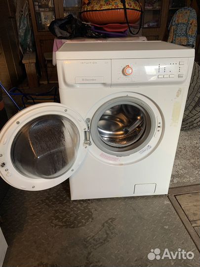 Стиральная машина Electrolux