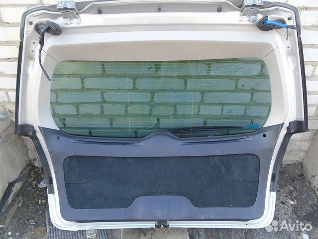 Subaru Outback BP5 2003-2007 г обшивка багажника