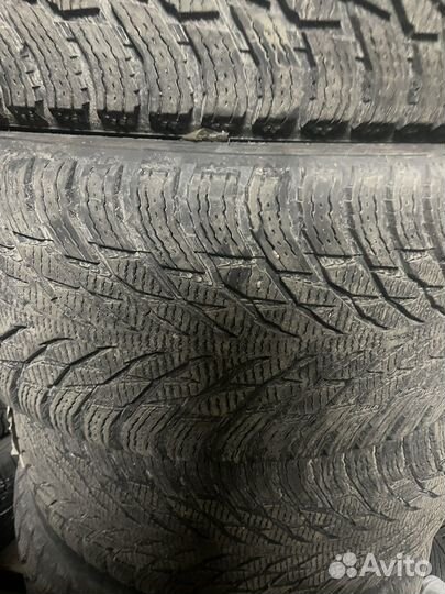 Nokian Tyres Hakkapeliitta R3 SUV 285/40 R22