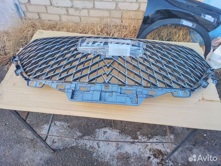 5509100XKZ0YA Решетка радиатора Haval M6