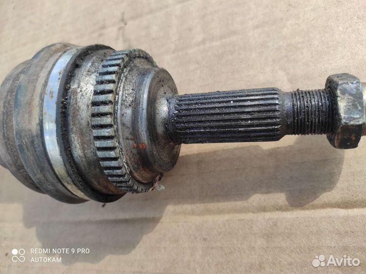 Приводной вал Geely Emgrand ec7