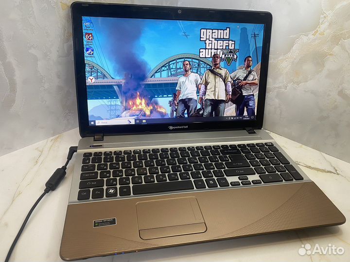 Игровой ноутбук i7/8Gb/SSD+HHD