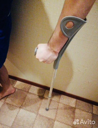 Костыль с опорой под локоть Amrus amfc14